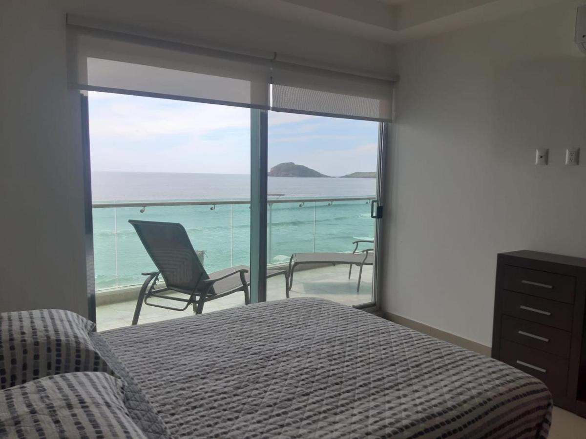 Hermoso Y Moderno Departamento Frente Al Malecon Con Preciosa Vista Al Mar マサトラン エクステリア 写真